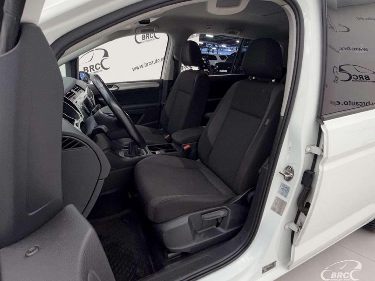 Volkswagen Touran | 22