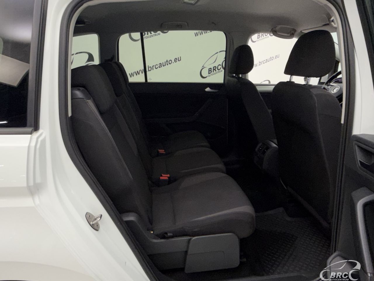 Volkswagen Touran | 8
