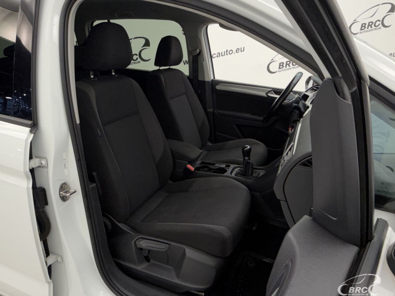 Volkswagen Touran | 6
