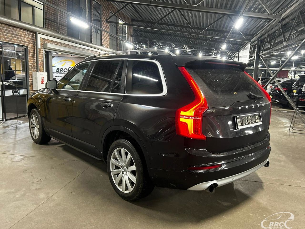 Volvo XC90 | 3