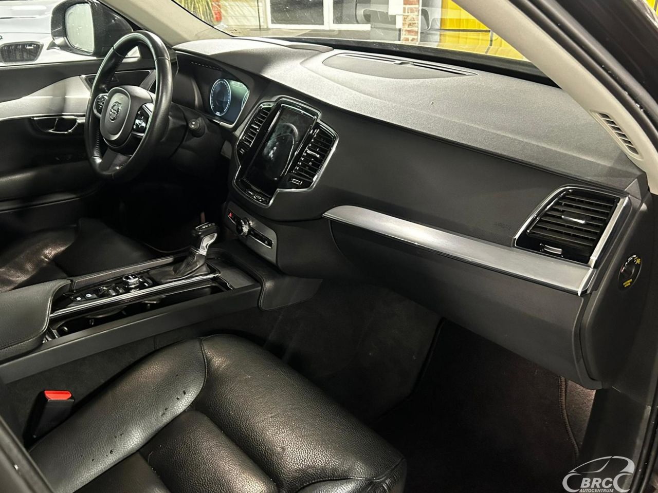 Volvo XC90 | 8
