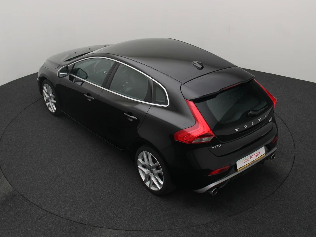 Volvo V40 | 11