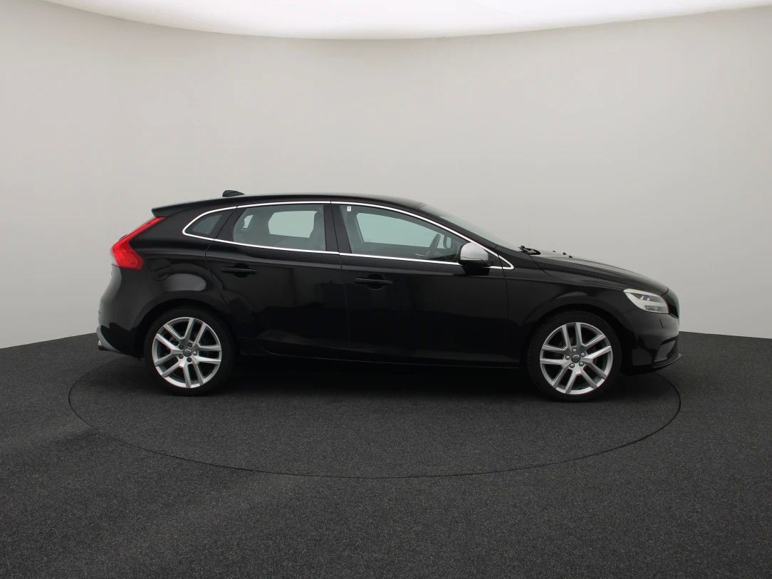 Volvo V40 | 8
