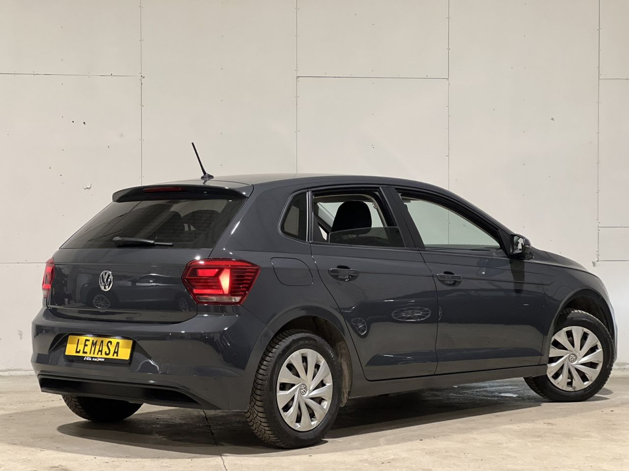 Volkswagen Polo | 6