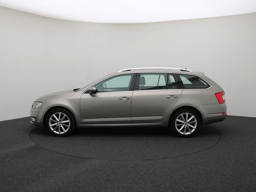 Skoda Octavia | 5