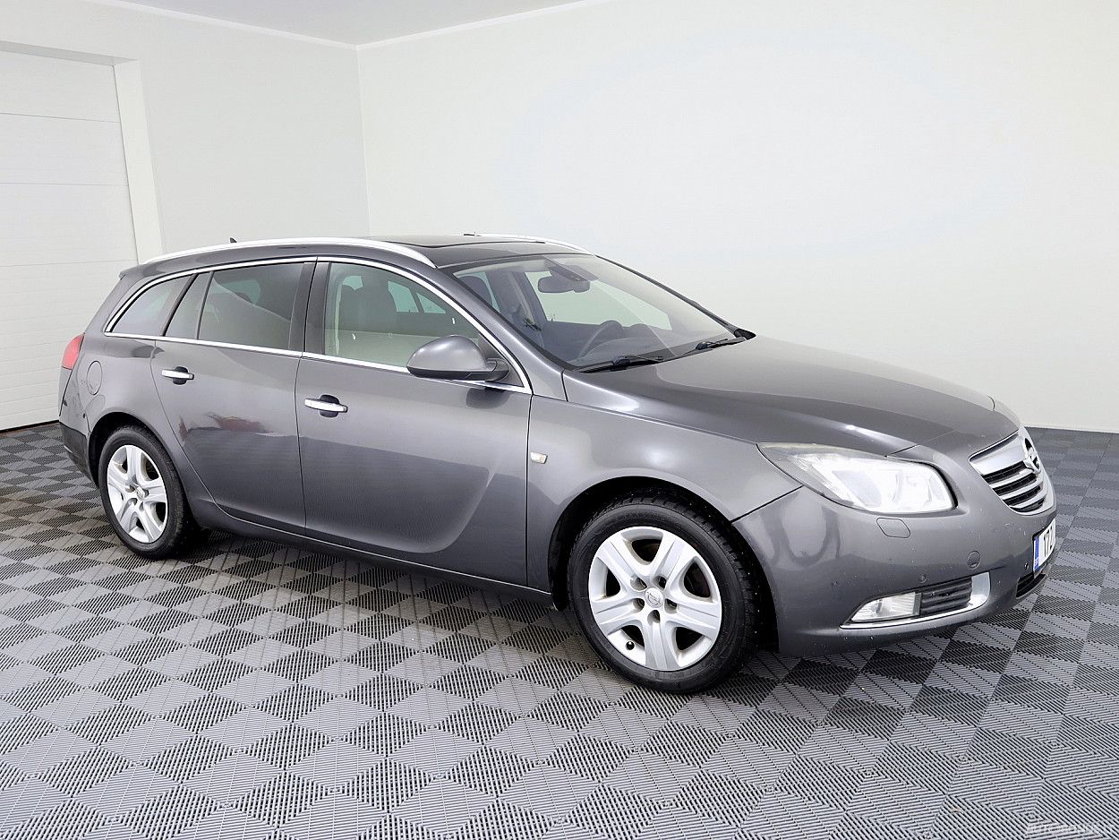 Opel Insignia, 2.0 l., universalas