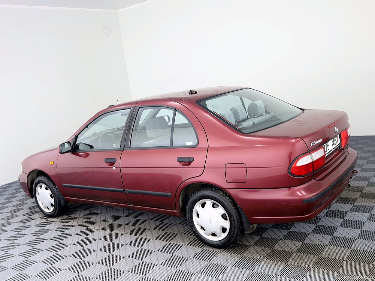 Nissan Almera | 3