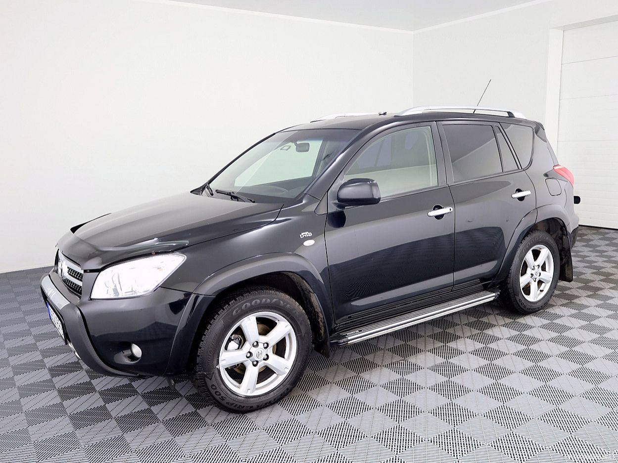 Toyota RAV4 | 1