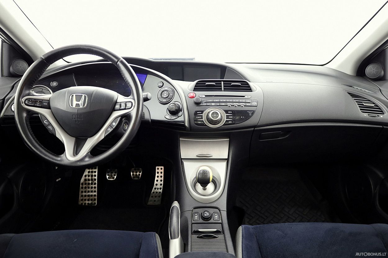 Honda Civic | 4