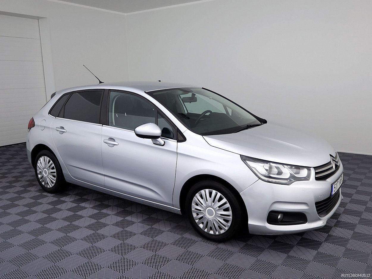 Citroen C4, 1.2 l., Хэтчбек