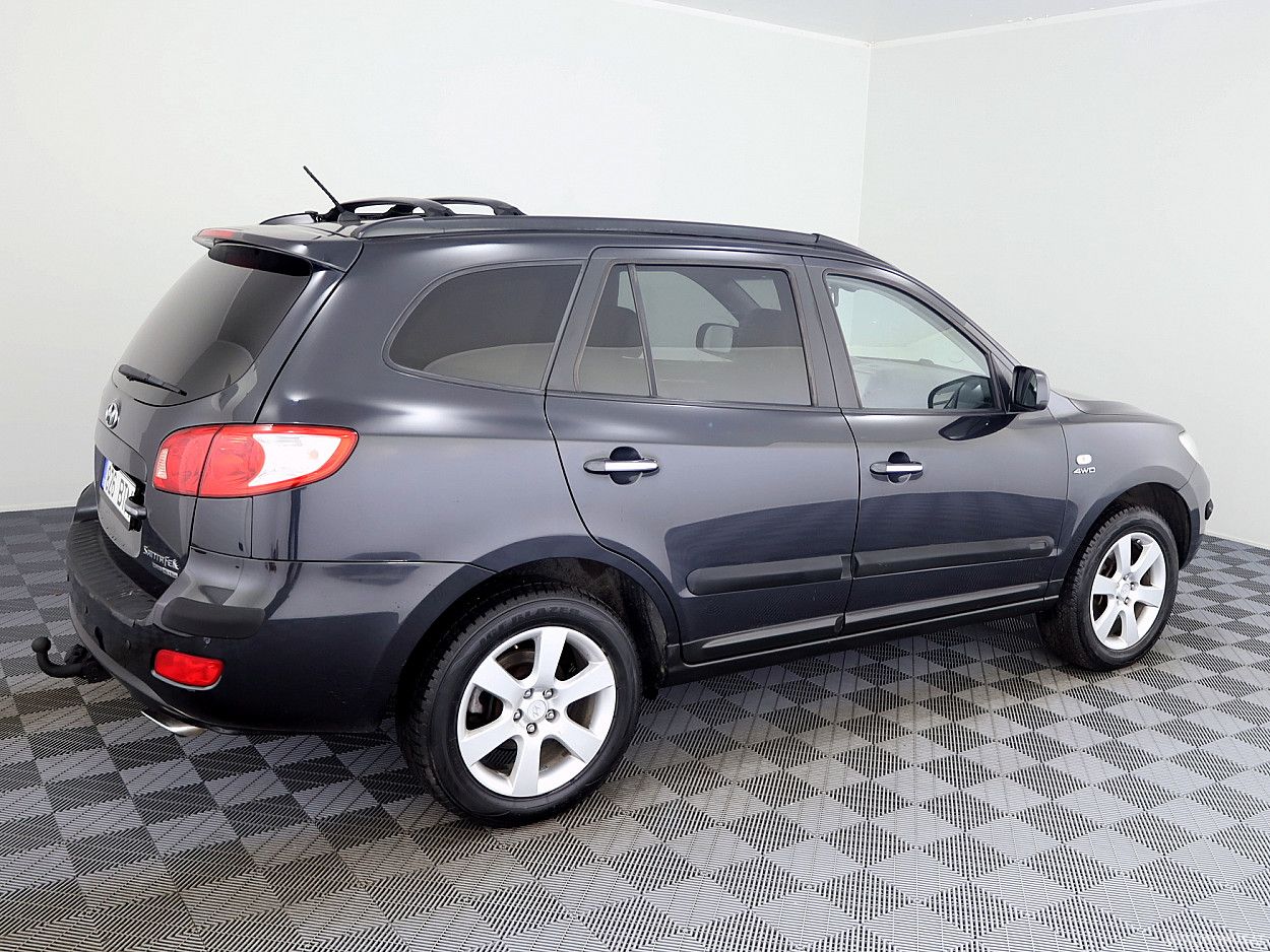 Hyundai Santa Fe | 2