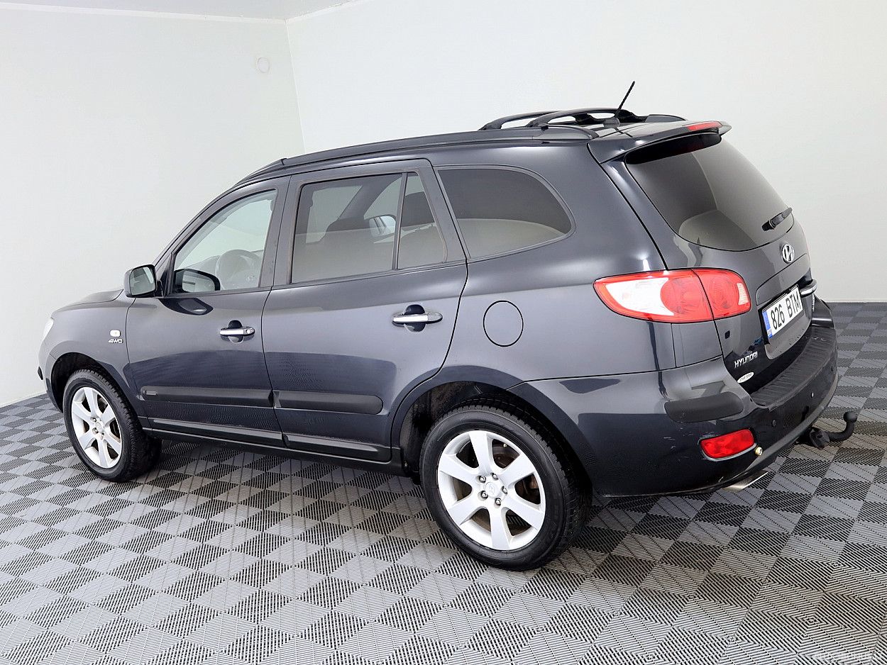 Hyundai Santa Fe | 3