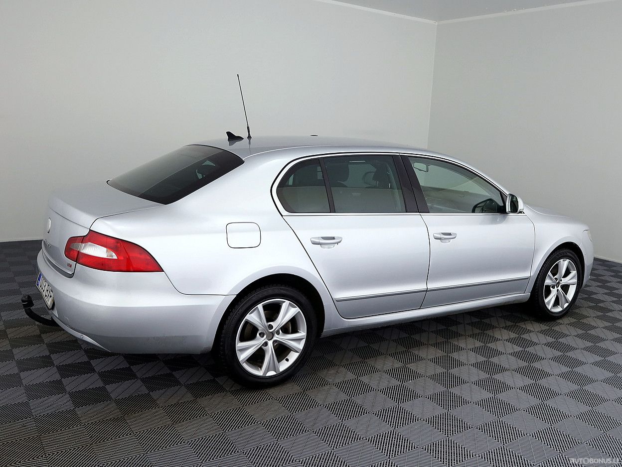 Skoda Superb | 2