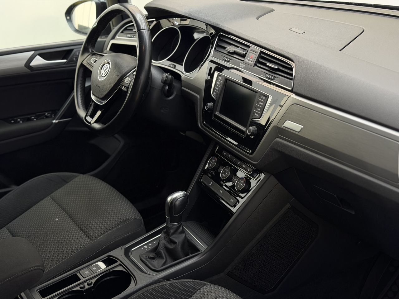 Volkswagen Touran | 12