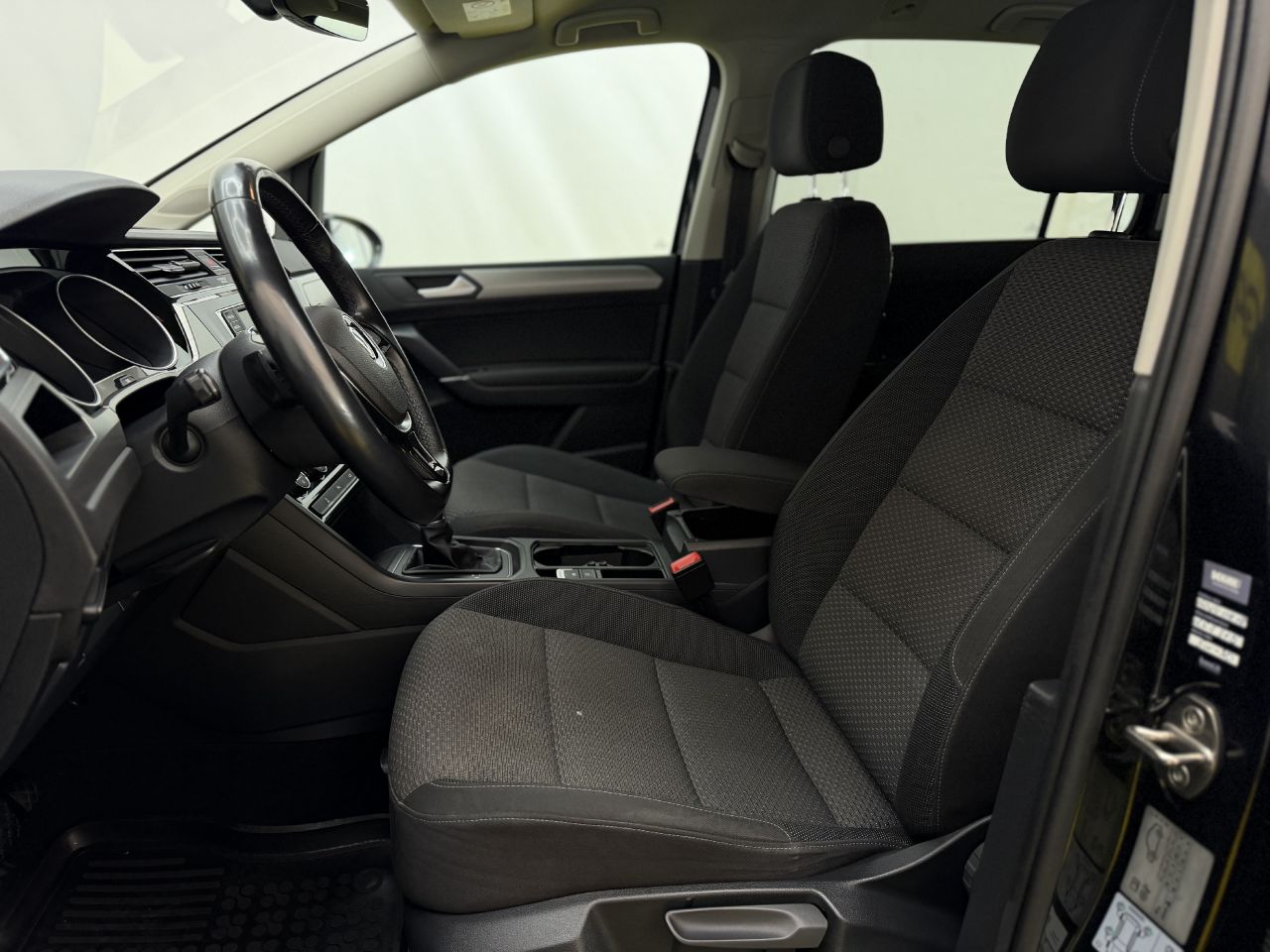 Volkswagen Touran | 8