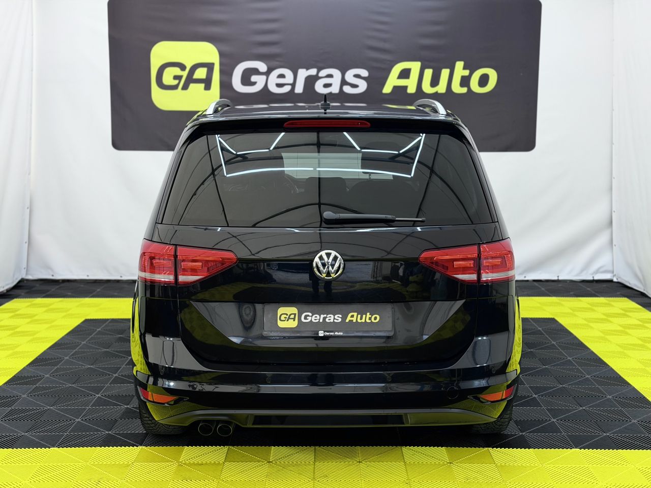 Volkswagen Touran | 5