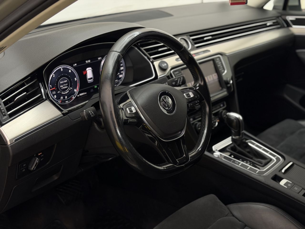 Volkswagen Passat | 8