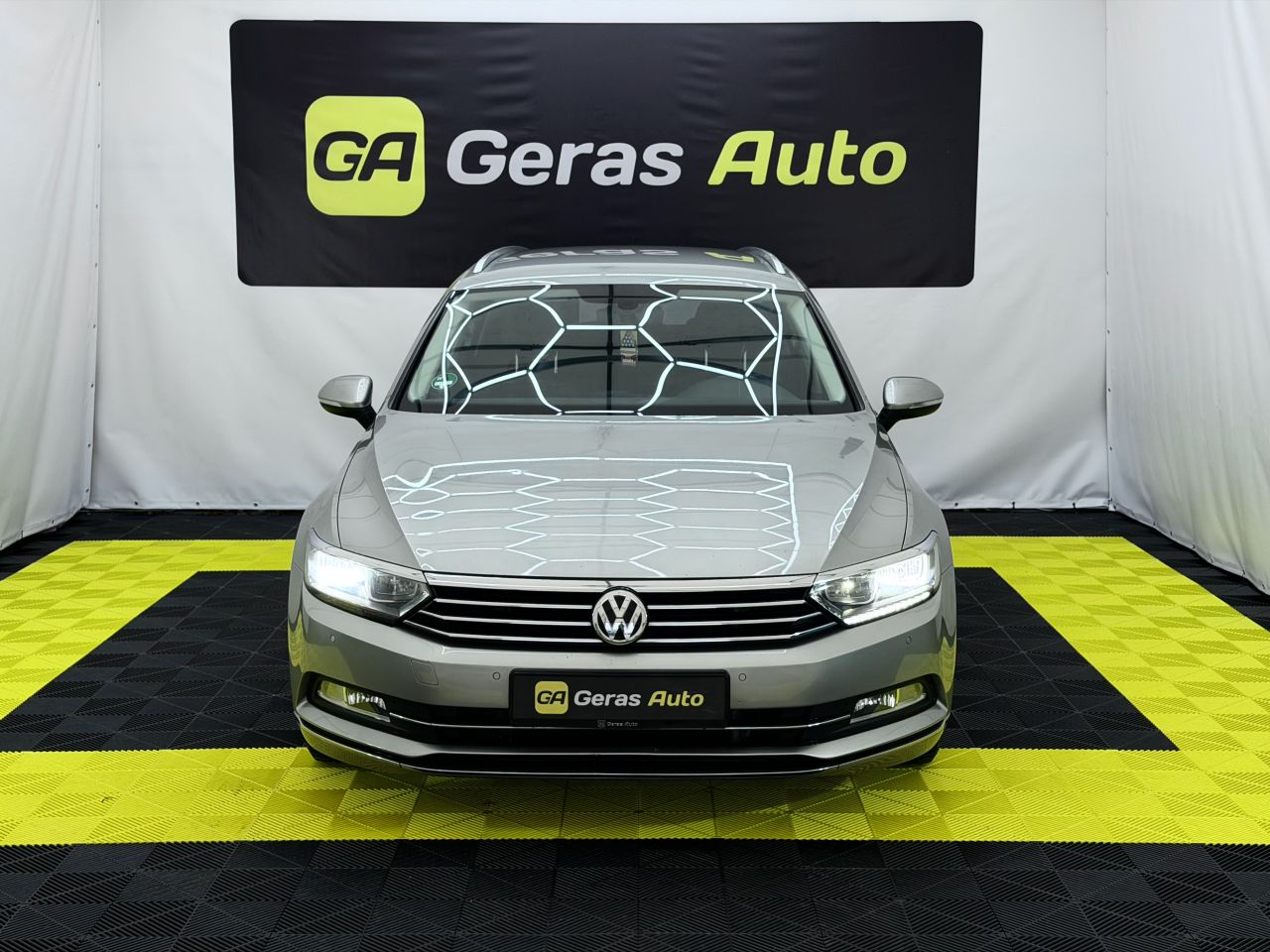 Volkswagen Passat | 6