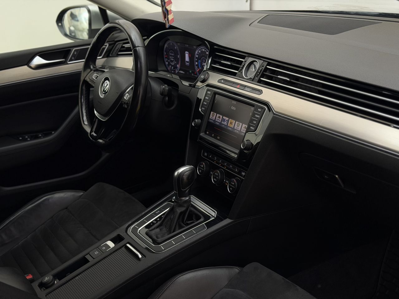 Volkswagen Passat | 14