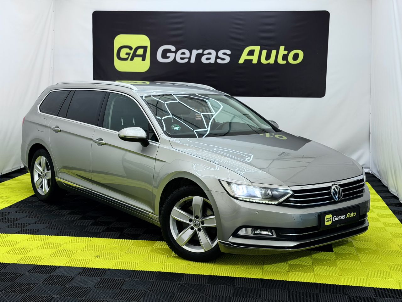 Volkswagen Passat | 2