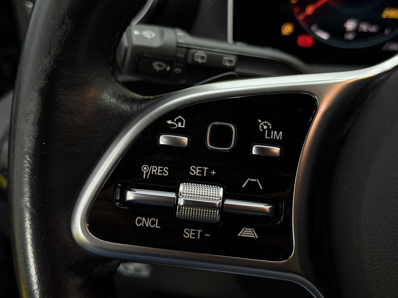 Mercedes-Benz CLA180 | 21