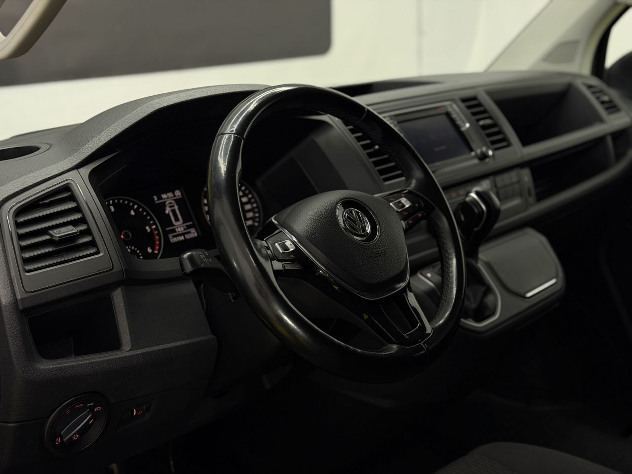 Volkswagen Multivan | 7