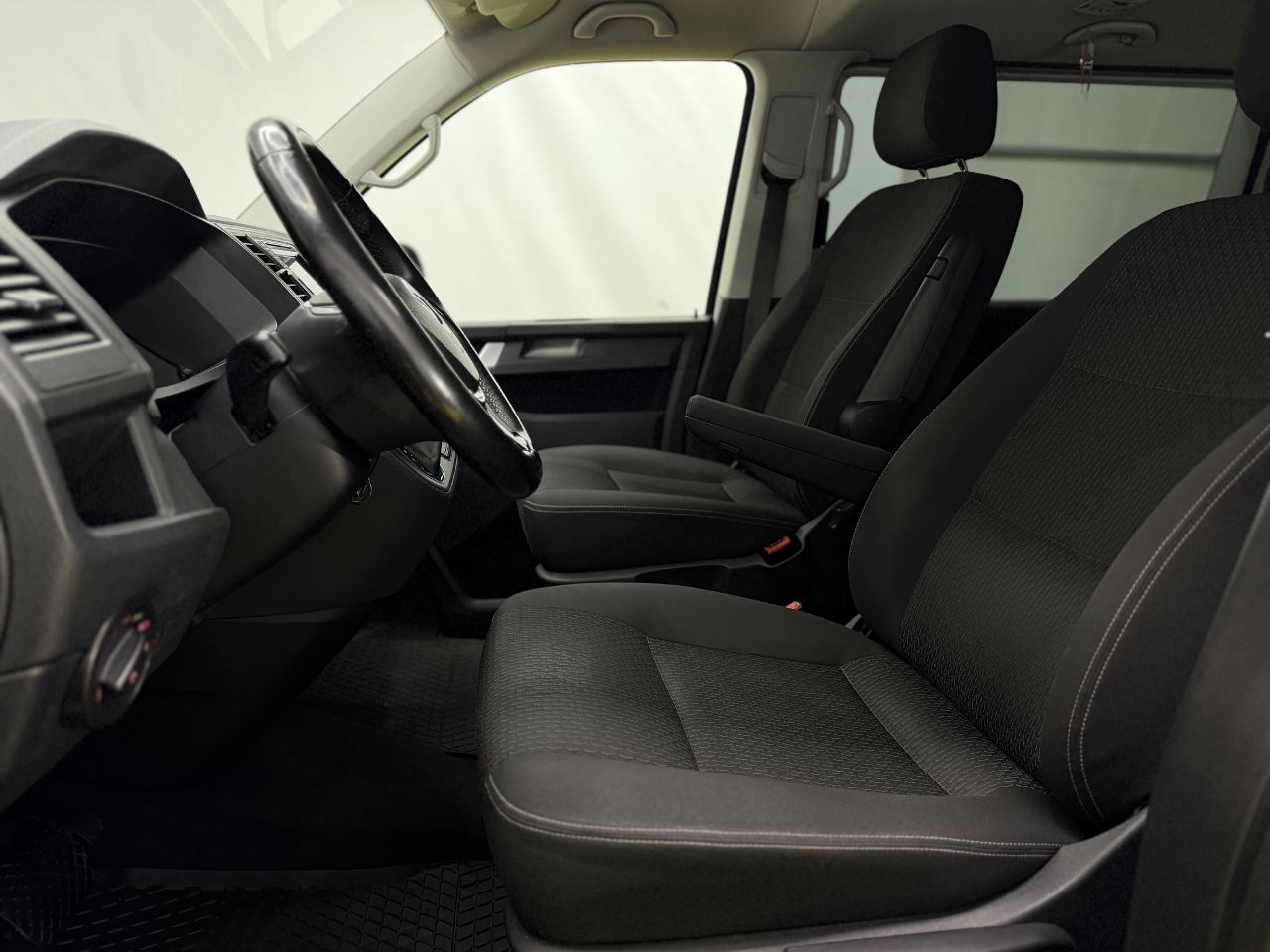 Volkswagen Multivan | 8