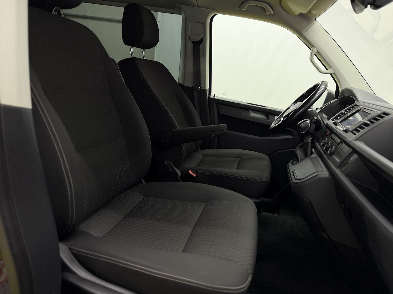 Volkswagen Multivan | 12