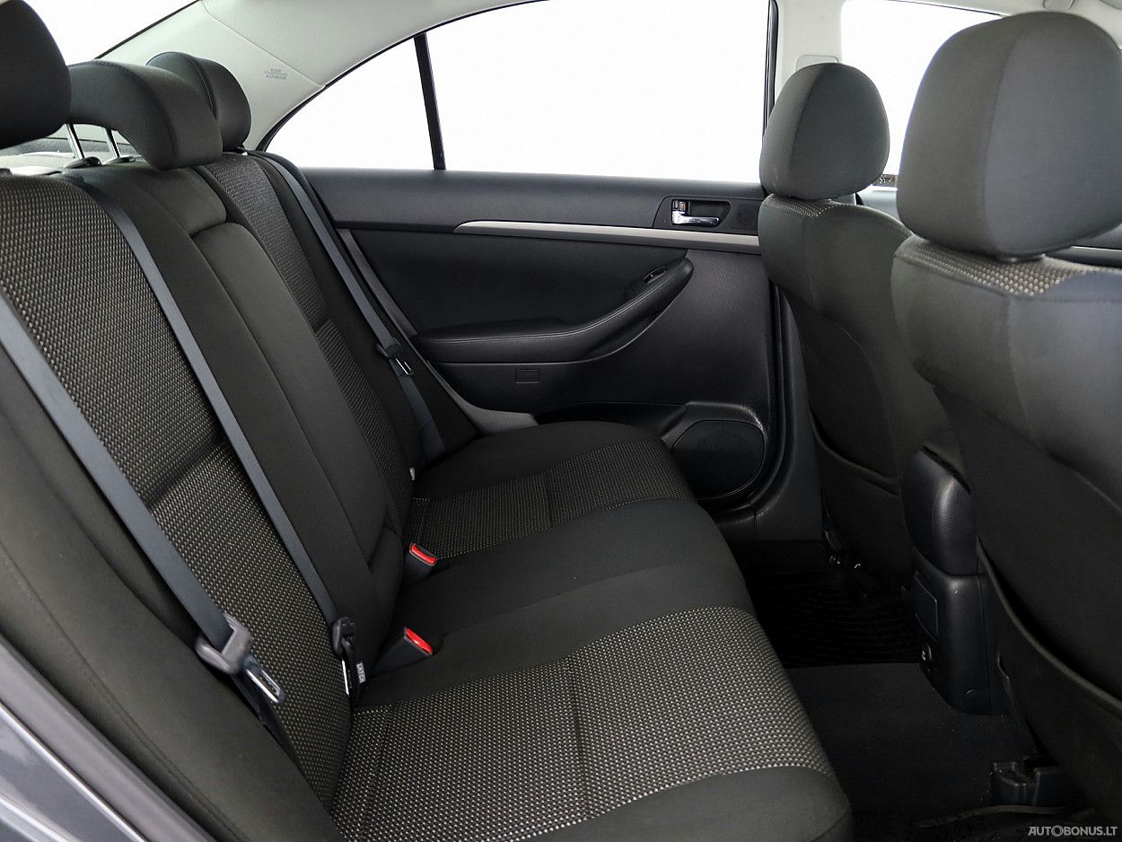 Toyota Avensis | 6