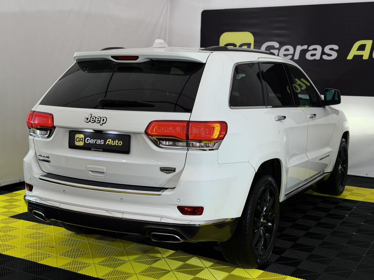 Jeep Grand Cherokee | 3