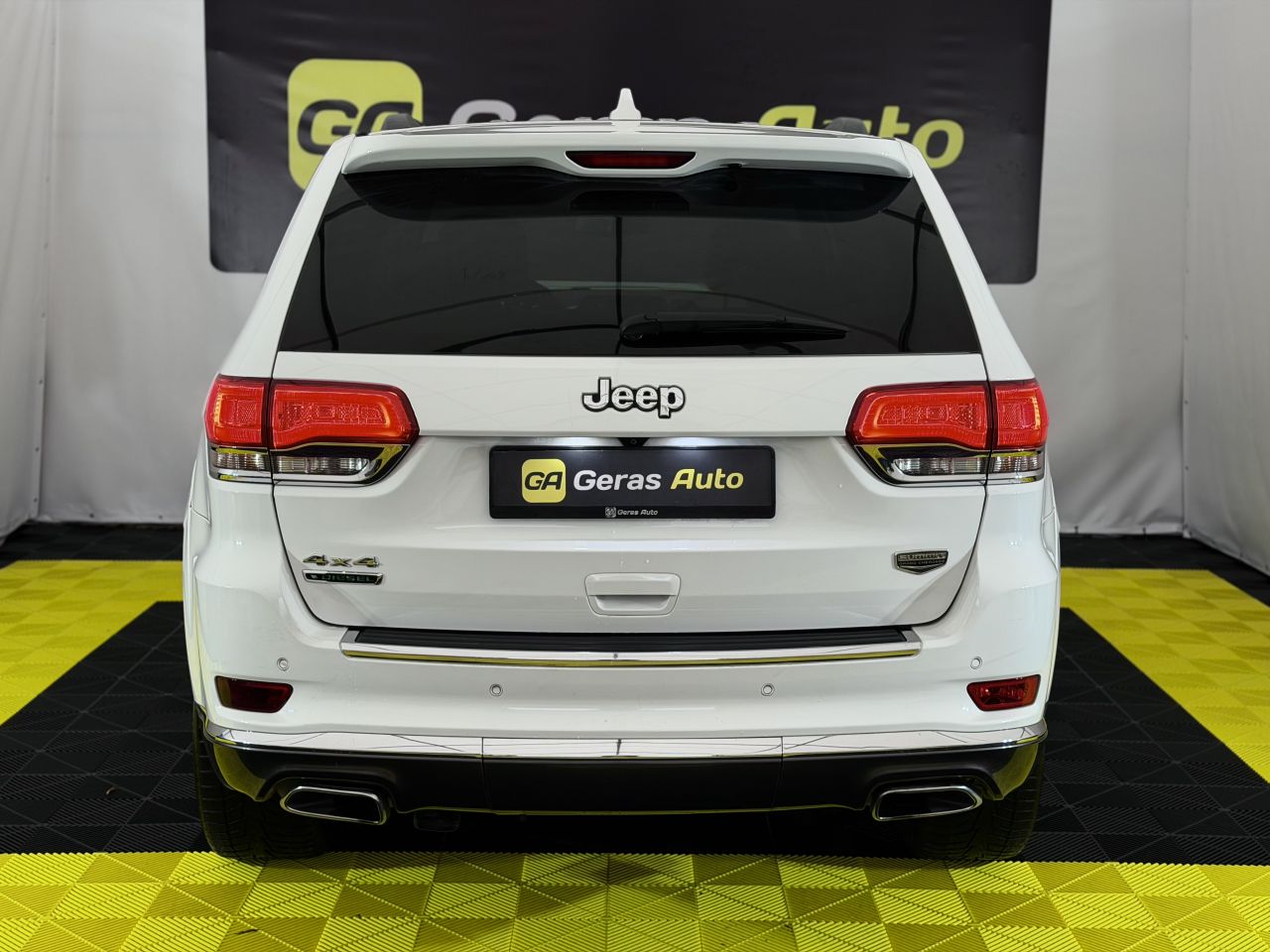 Jeep Grand Cherokee | 4