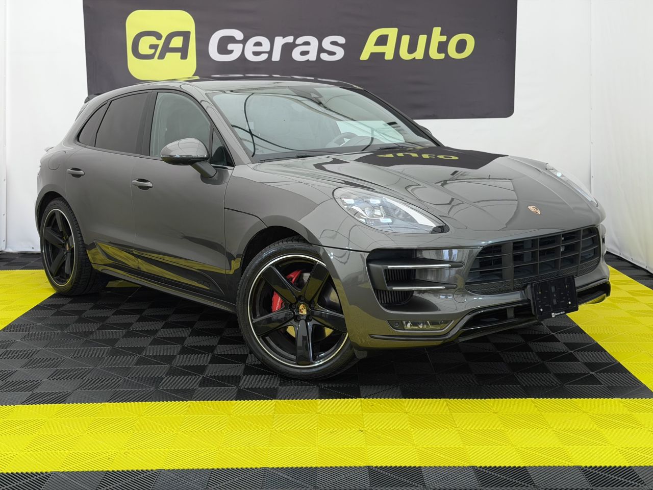 Porsche Macan | 2