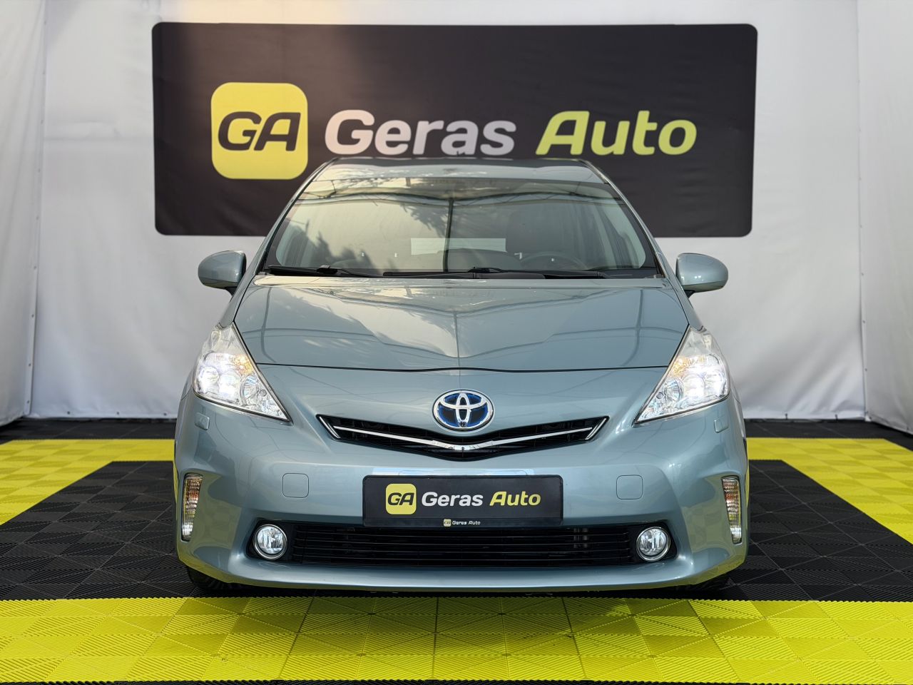 Toyota Prius | 1