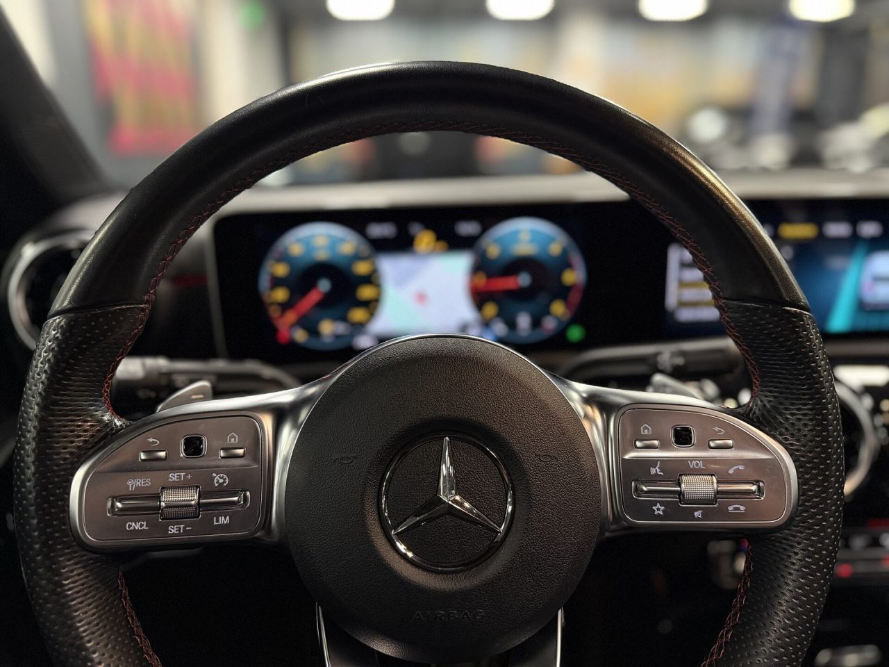 Mercedes-Benz A180 | 18