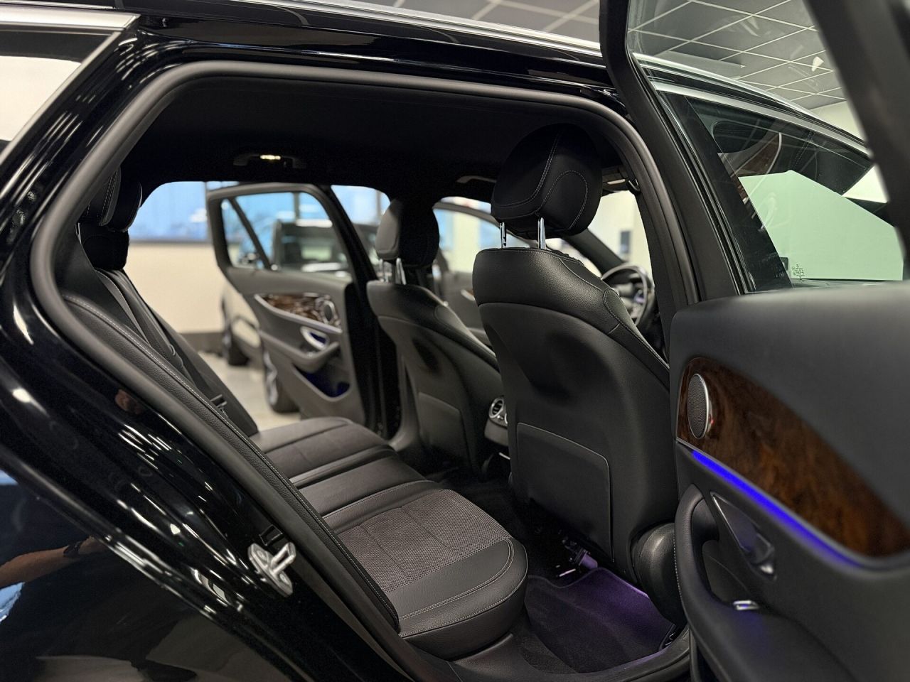 Mercedes-Benz E220 | 23