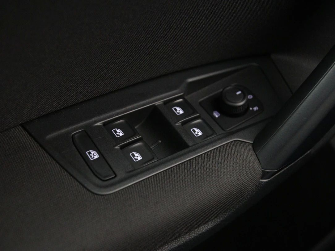 Volkswagen Tiguan | 23