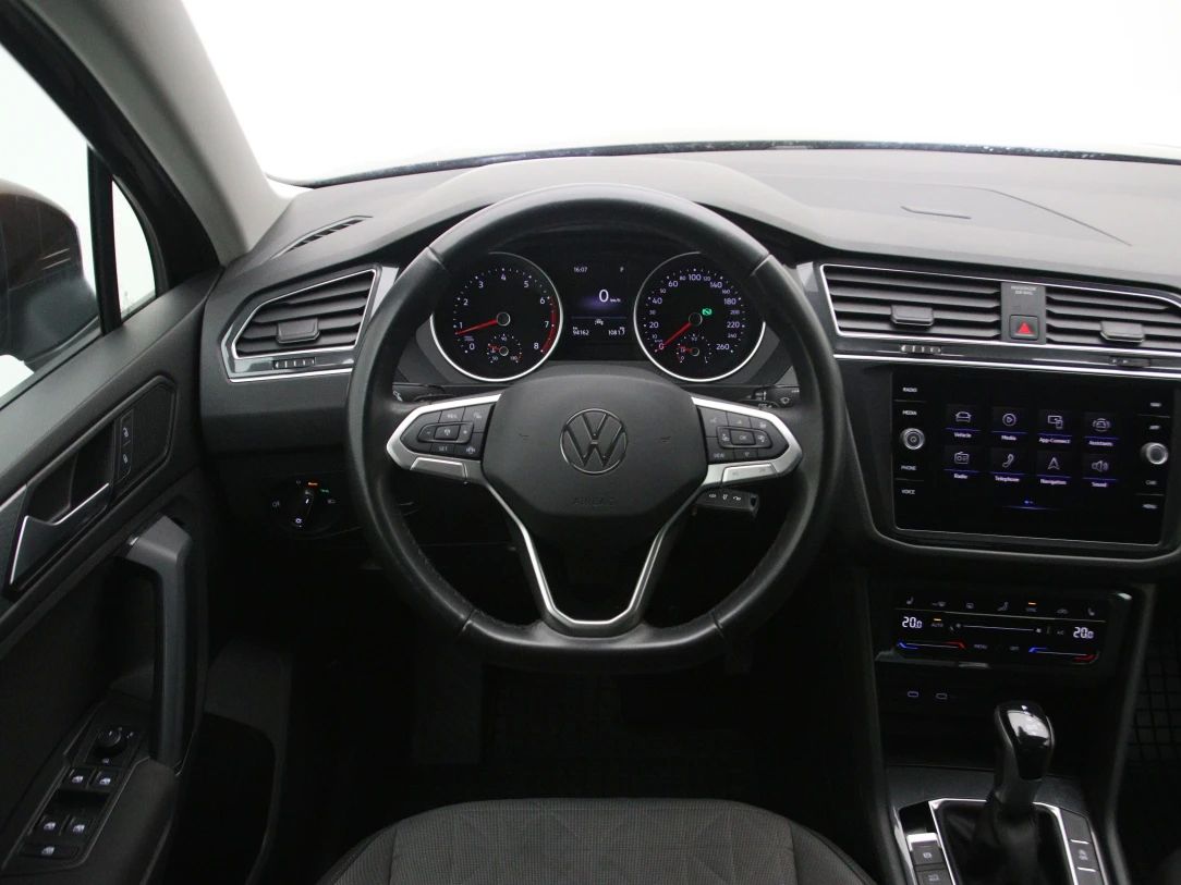 Volkswagen Tiguan | 16