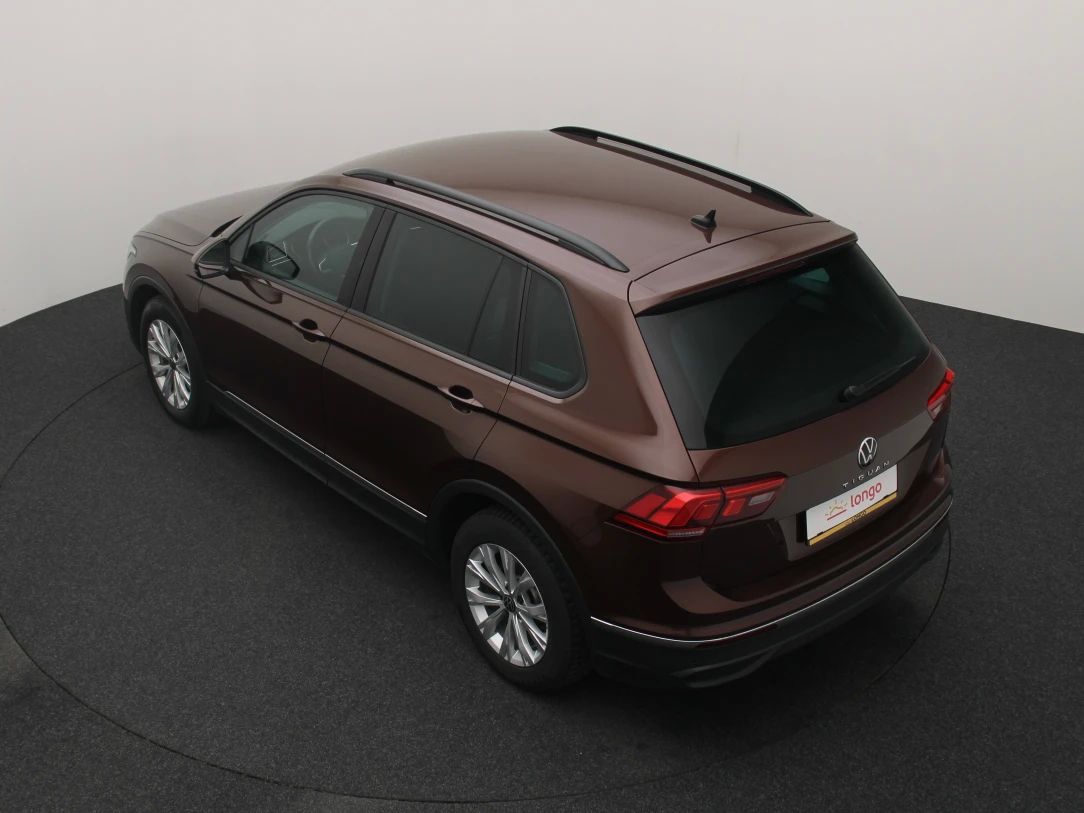 Volkswagen Tiguan | 11