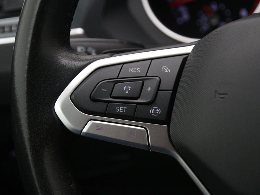 Volkswagen Tiguan | 29