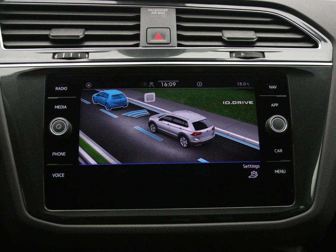 Volkswagen Tiguan | 32