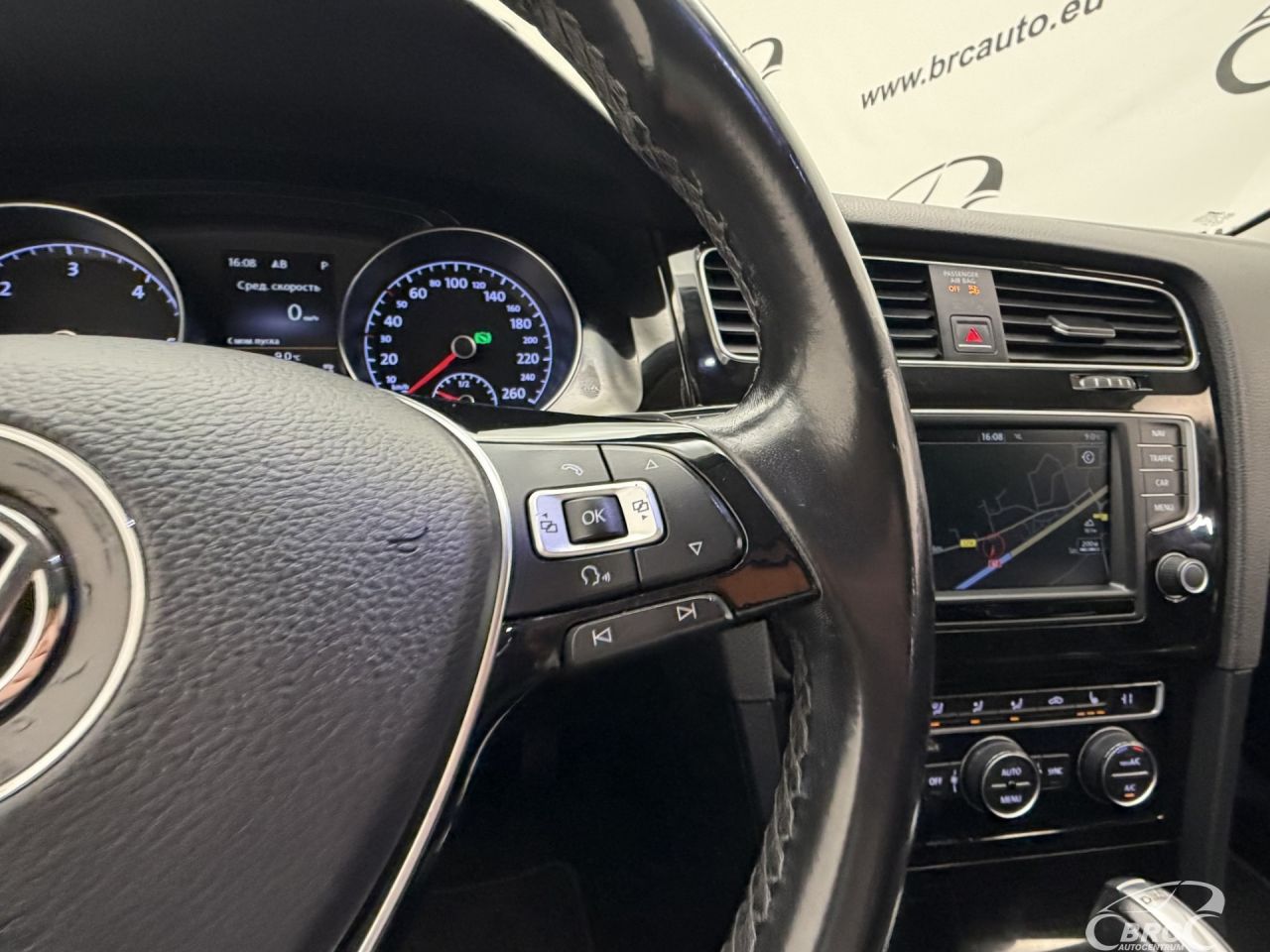 Volkswagen Golf | 51