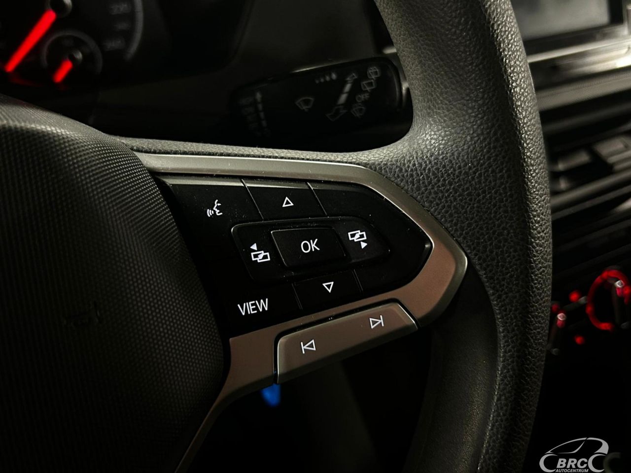 Volkswagen T-Cross | 12