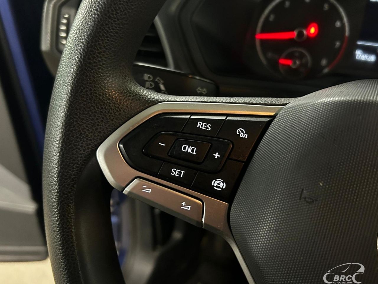 Volkswagen T-Cross | 12