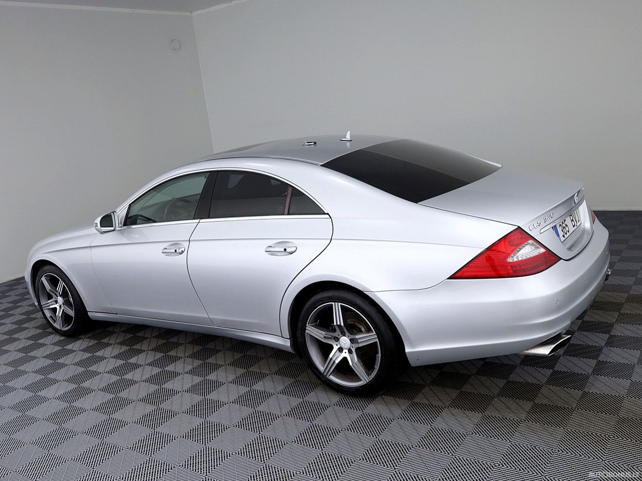 Mercedes-Benz CLS320 | 16