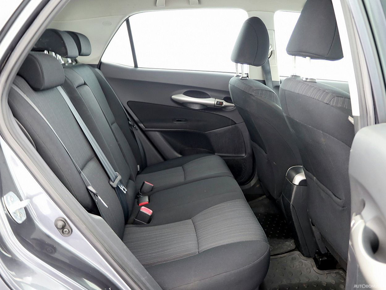 Toyota Auris | 6