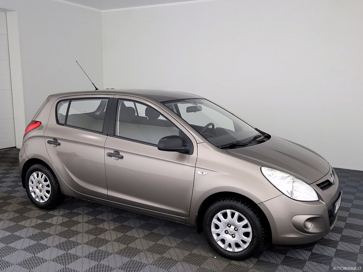 Hyundai i20