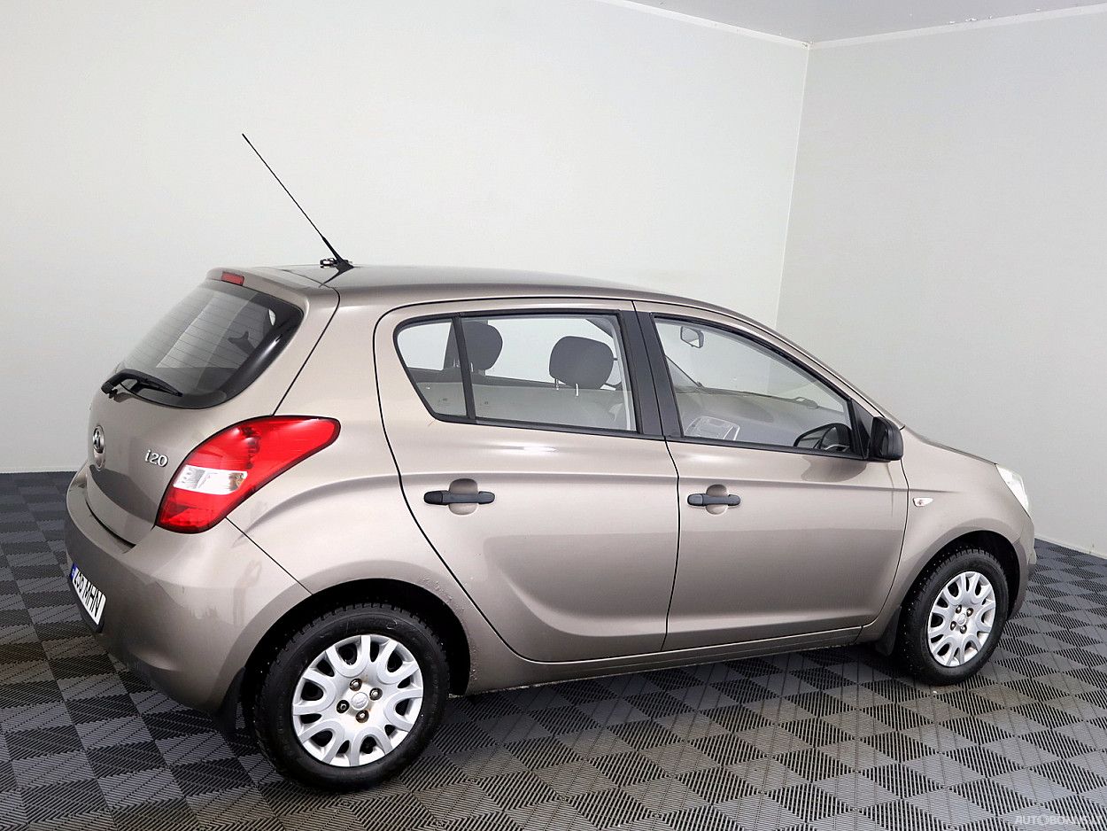 Hyundai i20 | 2