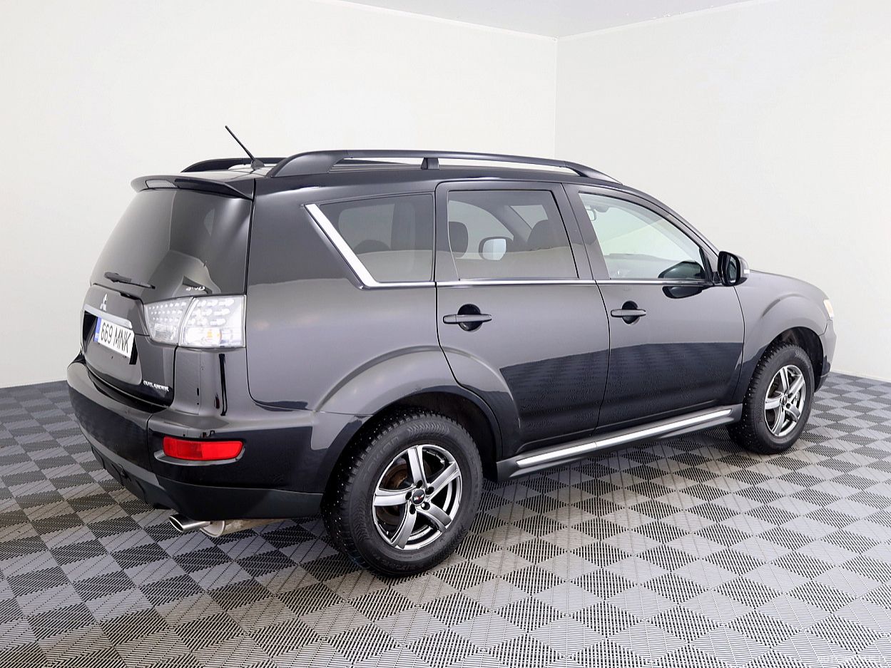 Mitsubishi Outlander | 2