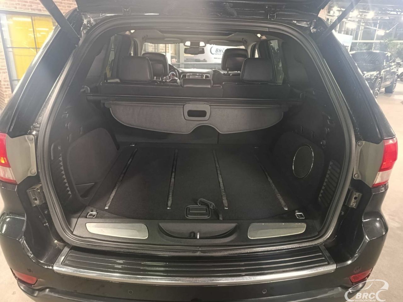 Jeep Grand Cherokee | 28