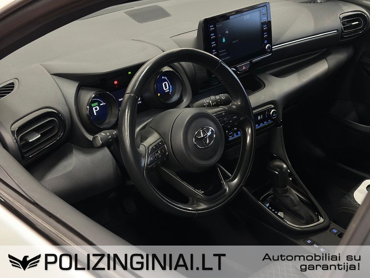 Toyota Yaris | 7